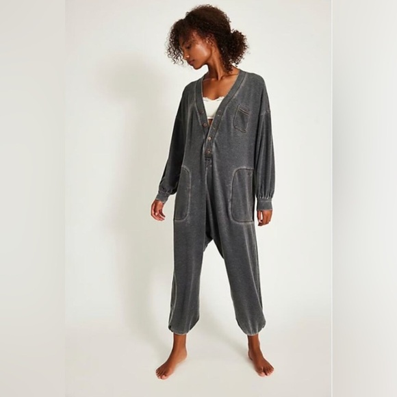 FP Movement by Free People Pants - Free People Movement Don’t Wait Up Onsie Size Small NWT